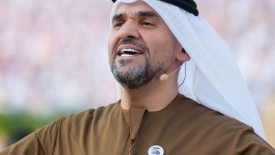 صورة بحضور صاحب السمو رئيس الدوله .. حسين الجسمي يشارك في مسيرة الاتحاد مقدما ياشروق المجد