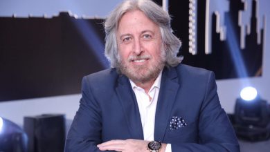 صورة جمال فياض يفجرها نصنع مطربين بلا بنزين