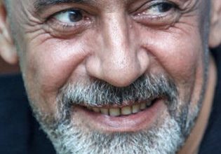 صورة الفنان صبري فواز في بينا ميعاد 2 وعاليا في رمضان