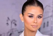 صورة النجمة منة عرفة تبحث عن جديد بعد وتقابل حبيب