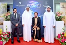 صورة برعاية سعادة المهندس الشيخ سالم بن سلطان بن صقر القاسمي.. حلم الطيران 2 يبهر دبي بعرض عالمي للقفز الحر وإطلاق مجموعة عطور AMANIYAH