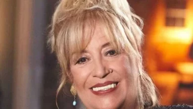 صورة منى واصف تكذب شائعة وفاتها: «أنا بخير ومرشحة شوي!»