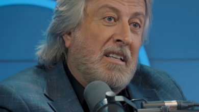 صورة جمال فياض يفتح النار على “بلوجرز” السينما ويوجه انتقاداً لاذعاً لوائل جسار