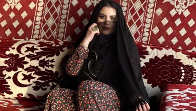 صورة المودل دنو تتألق بالزي التراثي السعودي في يوم التأسيس بالرياض
