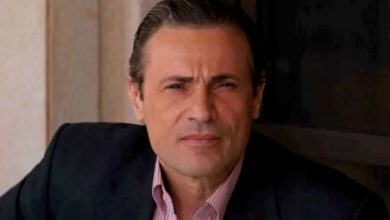 صورة سبب وفاة وليد العلايلي يصدم محبيه.. وسلاف فواخرجي تنعيه بكلمات مؤثرة: “العزاء لعائلته”