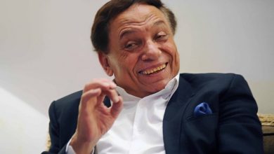 صورة بعد غياب 14 عامًا .. عادل إمام يعود إلى السينما