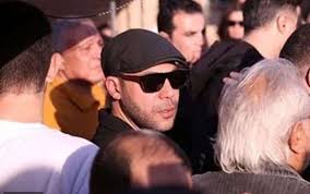 صورة غياب عادل إمام عن جنازة شقيقته.. لحظة إنسانية مؤثرة في وداع إيمان إمام